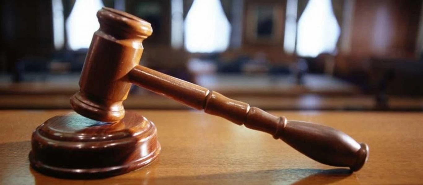 Η δικαστική περιπέτεια 76χρονου οπαδού της Μίλαν - Αφού τον ξυλοκόπησαν τον κατηγορούν για βιαιοπραγία